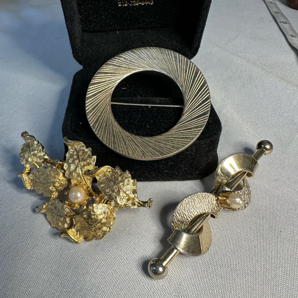 Three vintage goldtone and pearl bead pins